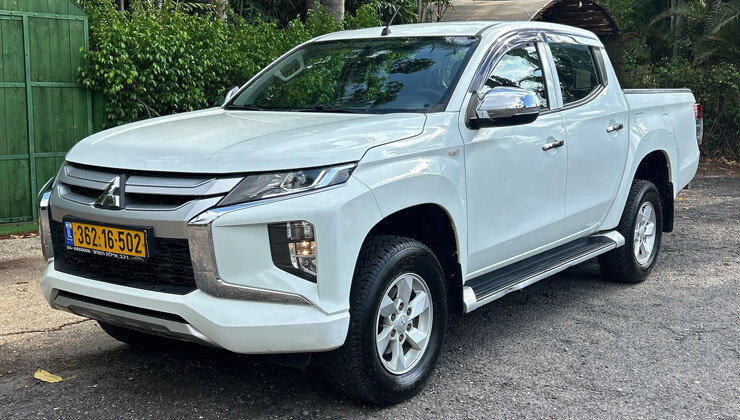 מיצובישי טרייטון 